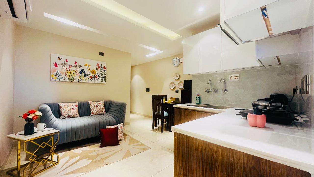 Zen Suites Gurgaon - Luxe Stays Collection 外观 照片
